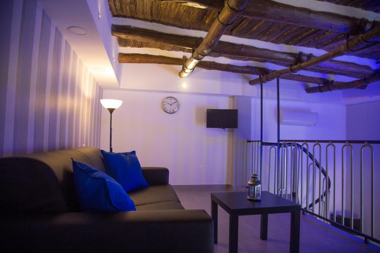 Vesuvius Luxury Suites Naples Exterior photo
